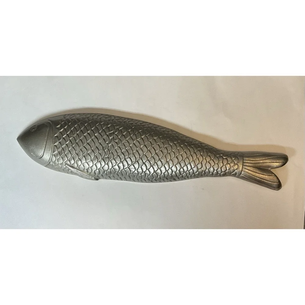 Fish Wall‎ Decor Cast Metal 5.75'' x 23.25 x 1.25''(14.6cm x 59.1cm x 3.1cm)